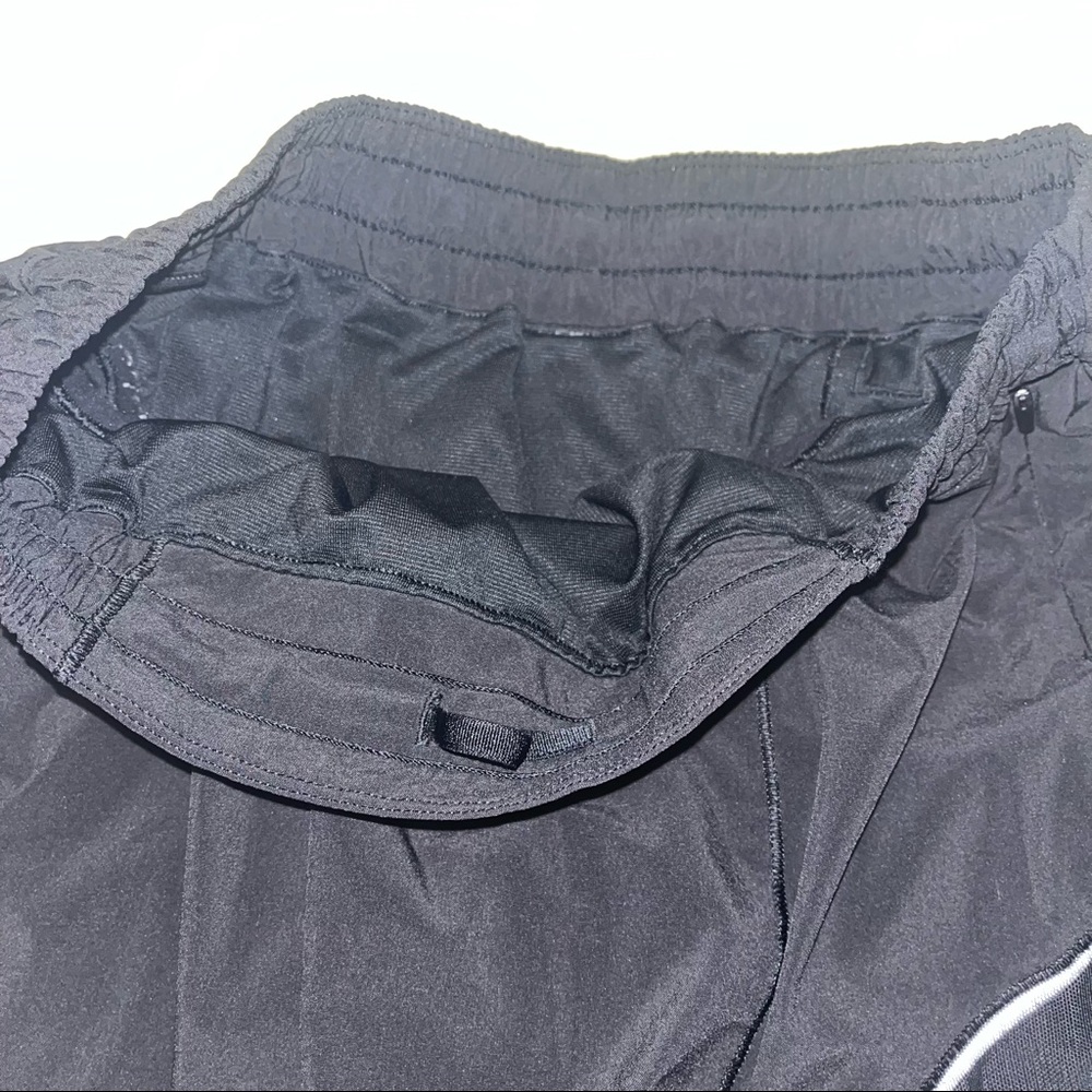 SOLD - hotty hot short ll - Picture 5 of 7